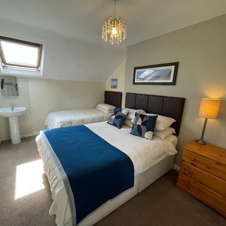45 The Square Holiday Apartments Scarborough Eksteriør billede