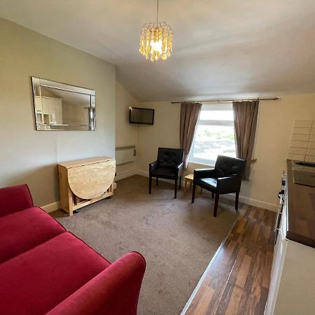 45 The Square Holiday Apartments Scarborough Eksteriør billede